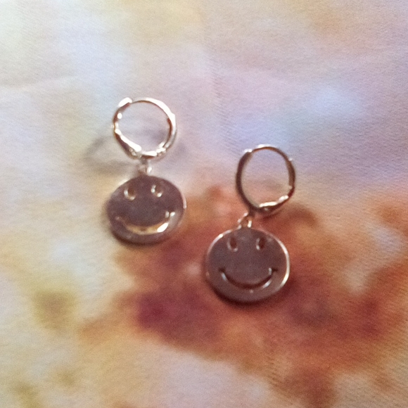 Smiley face hoops😃 - Picture 10 of 12